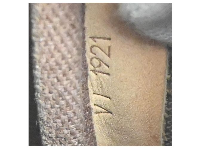 Louis Vuitton Saumur Monogram 30 Castaño - vista 5