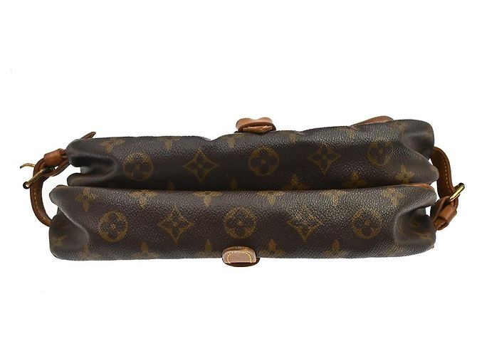 Louis Vuitton Saumur Monogram 30 Castaño - vista 6
