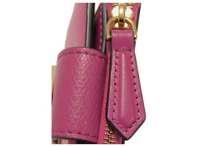Fendi Bi-fold Wallet in Pink - Ansicht 20