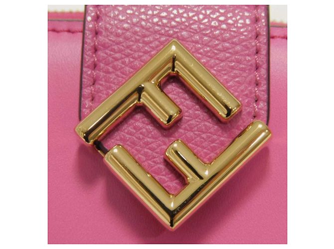 Fendi Bi-fold Wallet in Pink - Ansicht 24