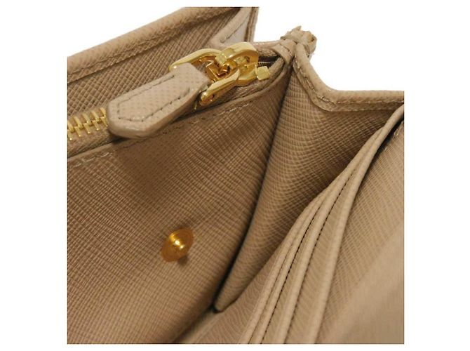 Prada Saffiano Lux Long Wallet in Beige - Ansicht 12