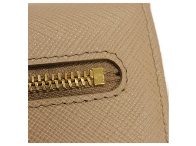 Prada Saffiano Lux Long Wallet in Beige - Ansicht 17