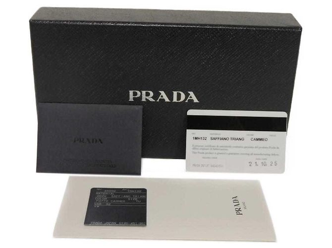 Prada Saffiano Lux Long Wallet in Beige - Ansicht 21