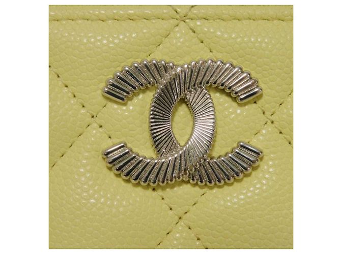 Monedero Matelassé Chanel Amarillo - vista 14