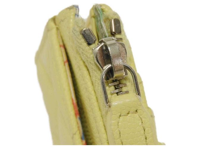 Monedero Matelassé Chanel Amarillo - vista 15