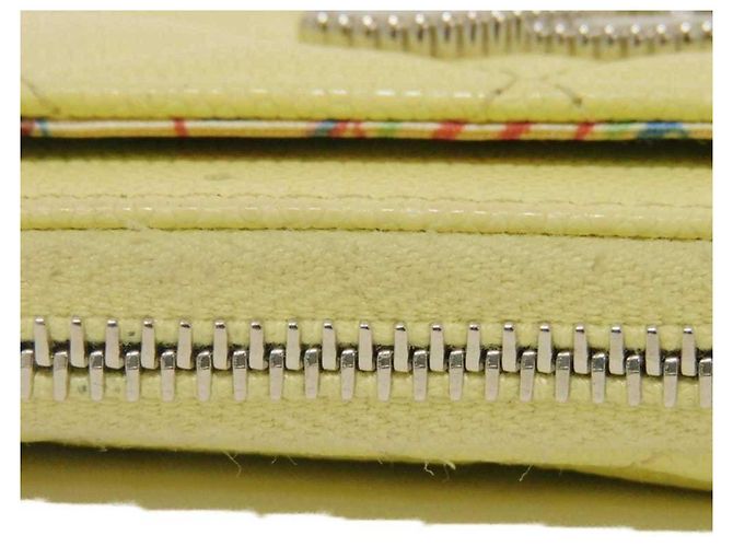 Monedero Matelassé Chanel Amarillo - vista 17