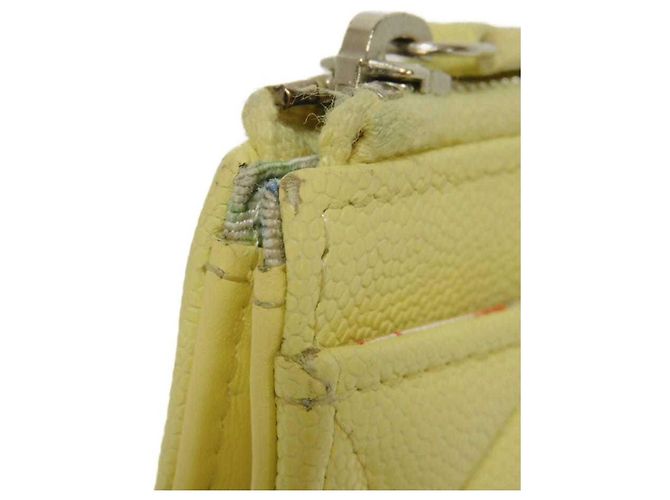 Monedero Matelassé Chanel Amarillo - vista 18