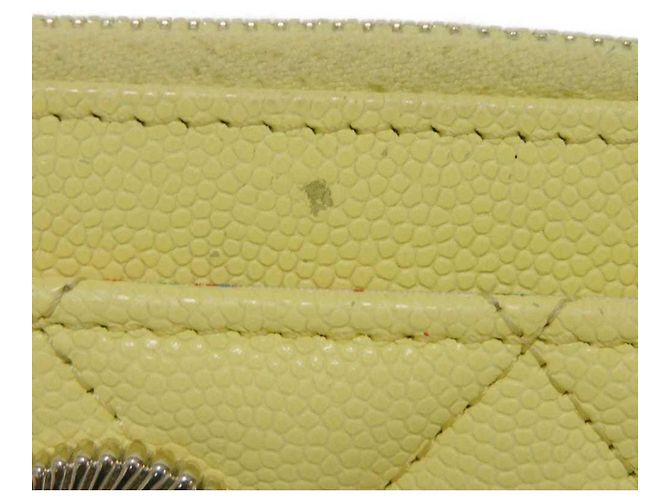 Monedero Matelassé Chanel Amarillo - vista 19