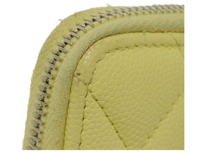 Monedero Matelassé Chanel Amarillo - vista 21