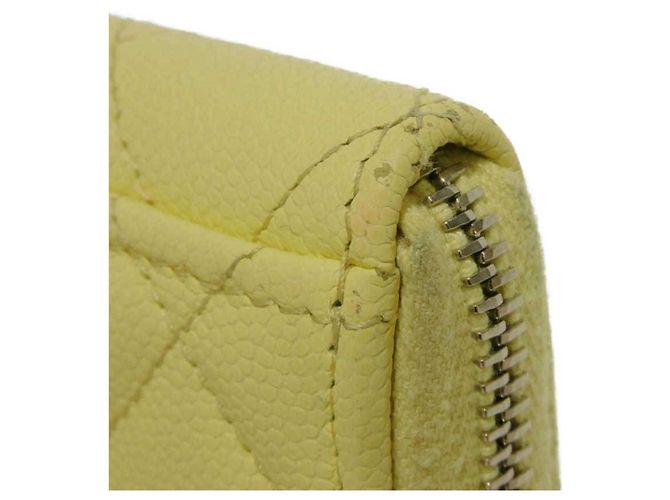 Monedero Matelassé Chanel Amarillo - vista 23