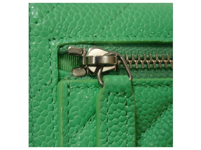 Cartera tríptico Chanel Classic Small Flap Verde claro - vista 13