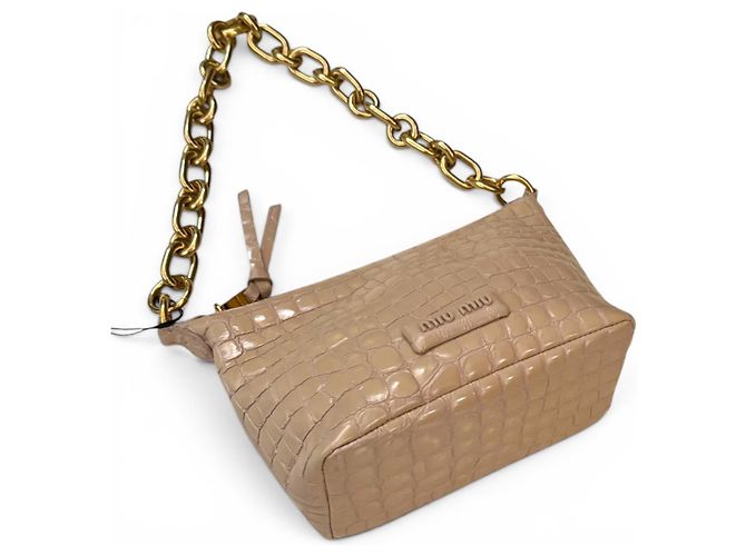 Bolsa Miu Miu em pele de vitelo com estampa de crocodilo e corrente dourada - vista 5