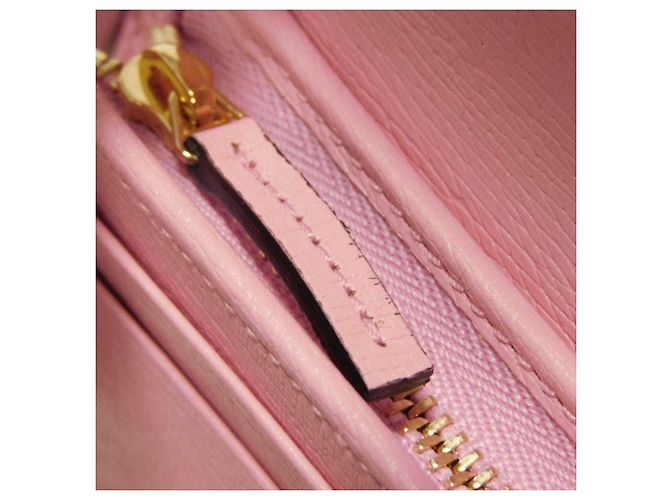 Gucci Bi-fold Wallet in Hellrosa Pink - Ansicht 13