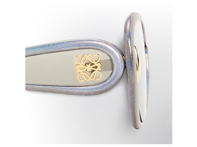 Gafas de sol Loewe Anagram Gris Metálico Gold hardware - vista 4