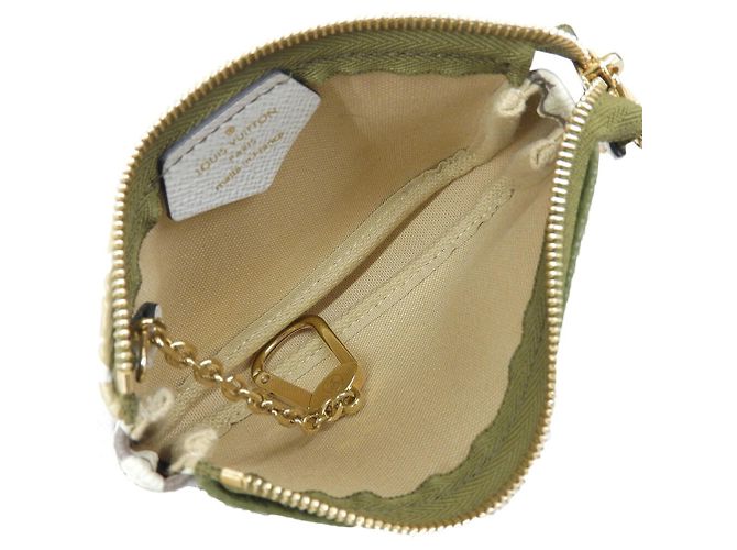 Louis Vuitton Monogram Giant Mini Pochette Accessoires Beige Cachi Monogramma - vista 3