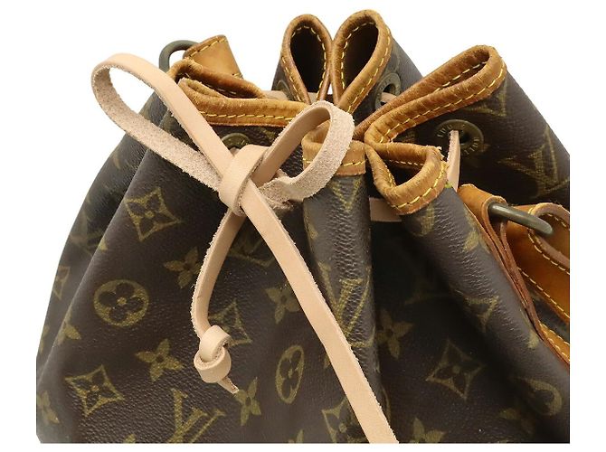 Louis Vuitton Monogram shoulder bag Brown - view 4