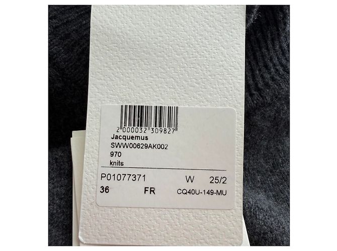 Jacquemus Castagna Rollkragenpullover mit kurzen Ärmeln aus grauer Merinowolle - Ansicht 11