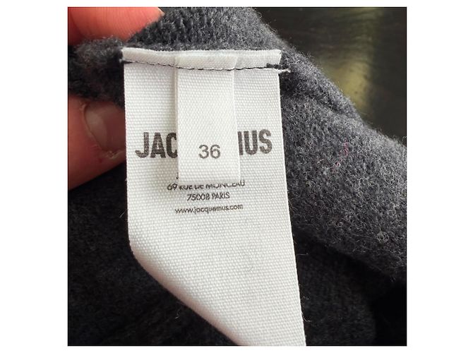 Jacquemus Castagna Rollkragenpullover mit kurzen Ärmeln aus grauer Merinowolle - Ansicht 7
