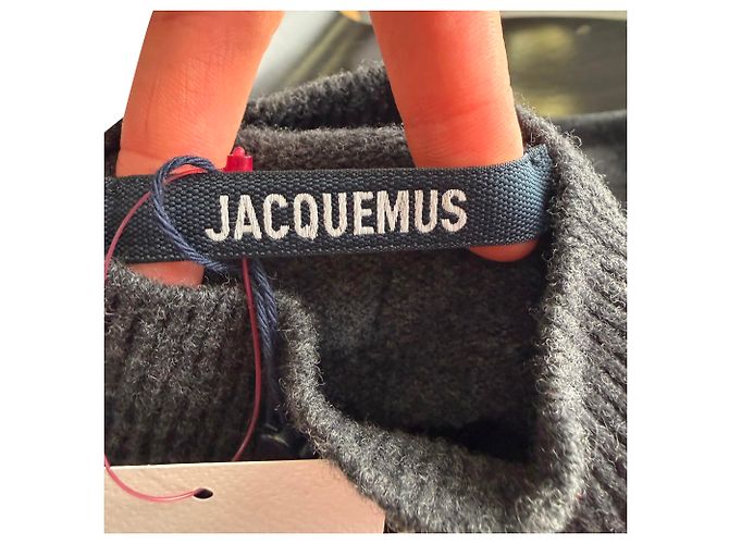 Jacquemus Castagna Rollkragenpullover mit kurzen Ärmeln aus grauer Merinowolle - Ansicht 8