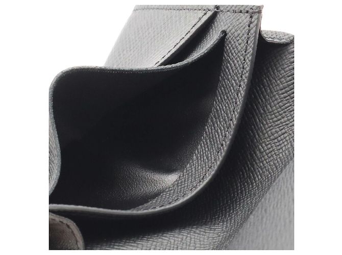 Tarjetero Louis Vuitton Taiga Negro - vista 6