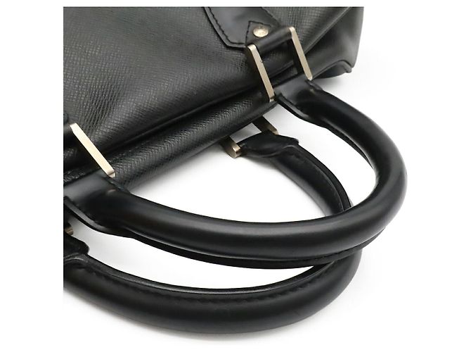 Borsa Boston Louis Vuitton Taiga Nero - vista 4