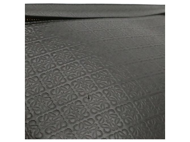 Clutch in pelle Loewe Repeat Anagram Nero - vista 7