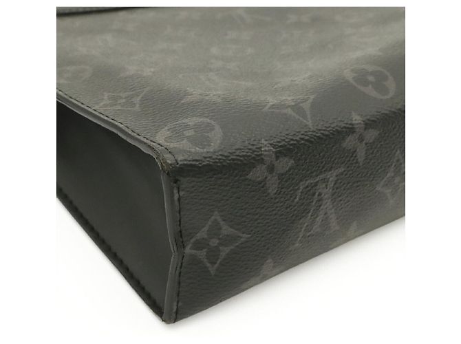 Pochette Voyage MM Monogram Eclipse Louis Vuitton Clutch Nero - vista 3