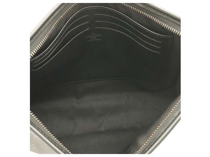 Pochette Voyage MM Monogram Eclipse Louis Vuitton Clutch Nero - vista 6