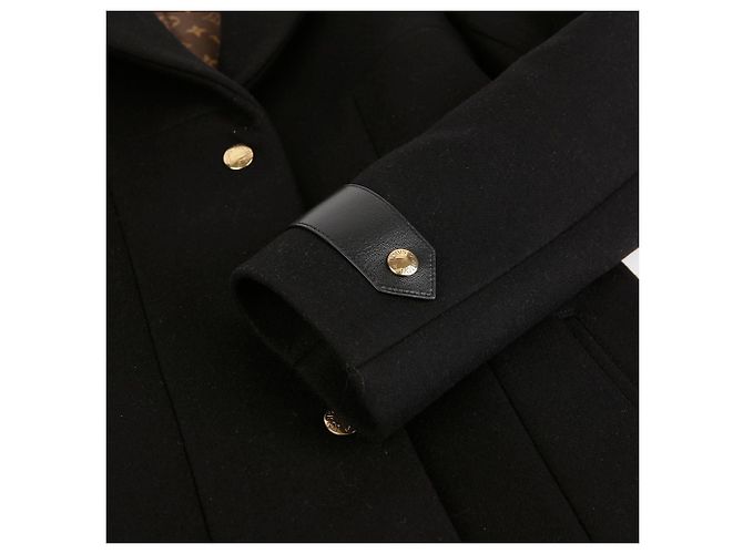 Louis Vuitton Casaco evasê de lã preta com inserções de couro Preto - vista 6