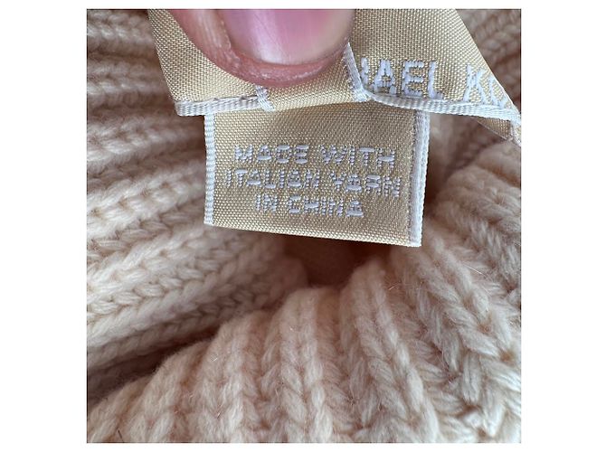 Haut sans manches en maille à col roulé Michael Kors en cachemire beige - vue 6