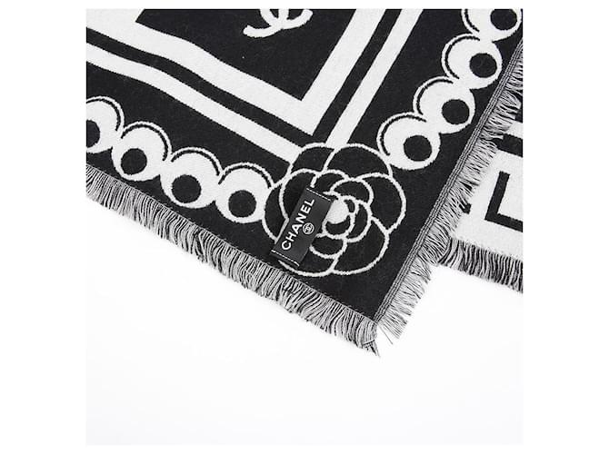 Sciarpa Chanel CC Logo nera in lana Nero - vista 5