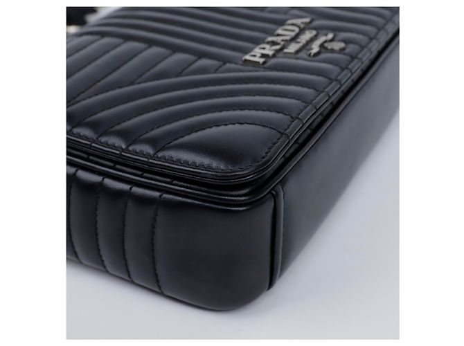 Prada Borsa a tracolla Diagram in pelle di vitello morbida Nero - vista 7
