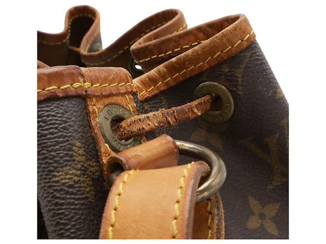 Borsa a Spalla Louis Vuitton Noe Monogram Marrone - vista 4