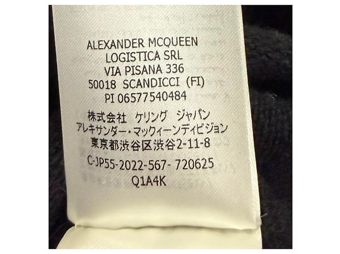 Alexander McQueen Strickpullover mit Cold-Shoulder-Ausschnitt aus schwarzer Wolle - Ansicht 8