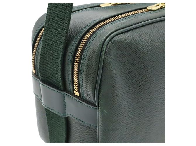 Borsa a tracolla Louis Vuitton Taiga Verde - vista 4