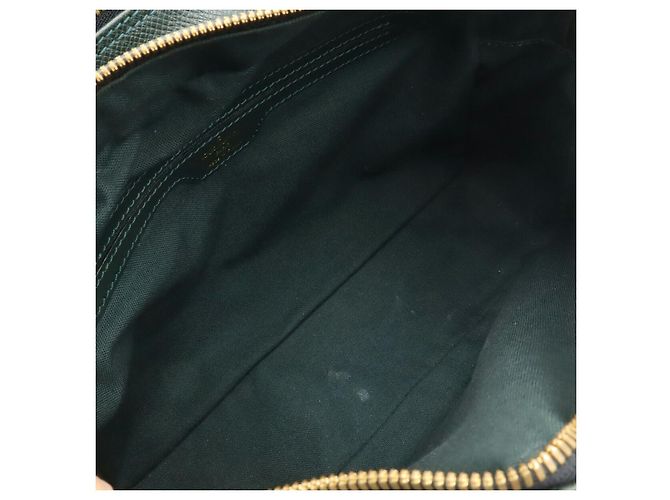 Borsa a tracolla Louis Vuitton Taiga Verde - vista 8