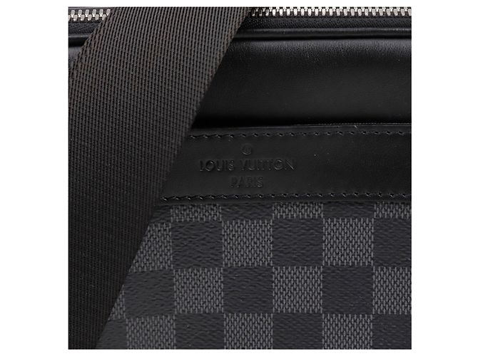 Louis Vuitton Borsa a tracolla Troca De Pm Messenger Shoulder Crossbody Nero - vista 2