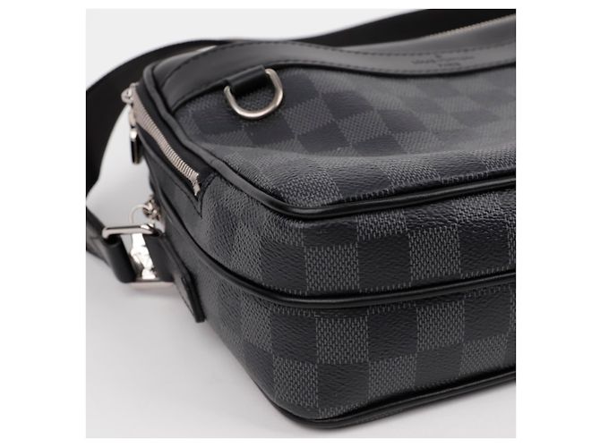 Louis Vuitton Borsa a tracolla Troca De Pm Messenger Shoulder Crossbody Nero - vista 8