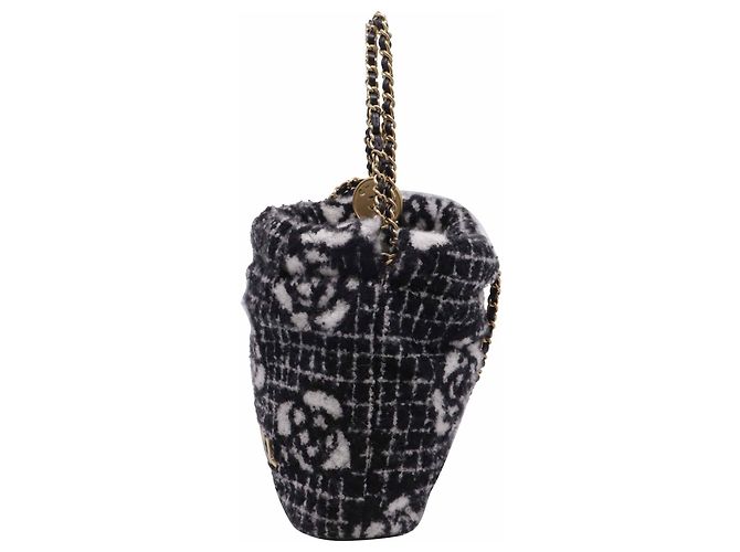 Timeless Borsa Chanel 22 trapuntata Camellia in cashmere nero - vista 3