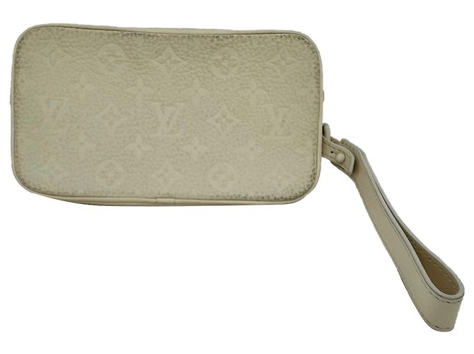 Clutch Louis Vuitton Monogram Pochette Volga in pelle bianca Bianco - vista 4