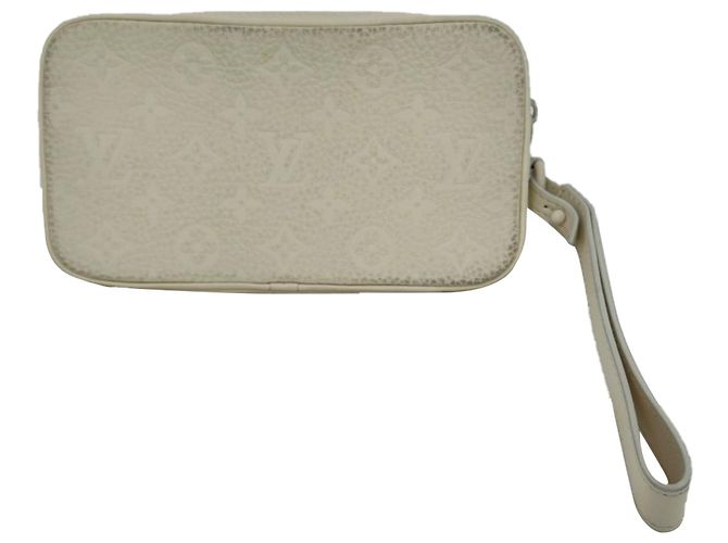 Clutch Louis Vuitton Monogram Pochette Volga in pelle bianca Bianco - vista 5