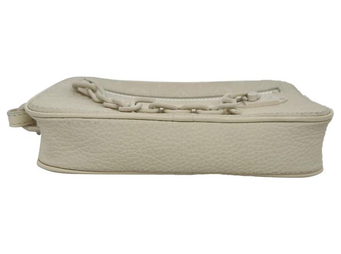 Clutch Louis Vuitton Monogram Pochette Volga in pelle bianca Bianco - vista 6
