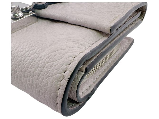 Cartera tríptico Louis Vuitton en Monogram Empreinte Beige Monograma - vista 4