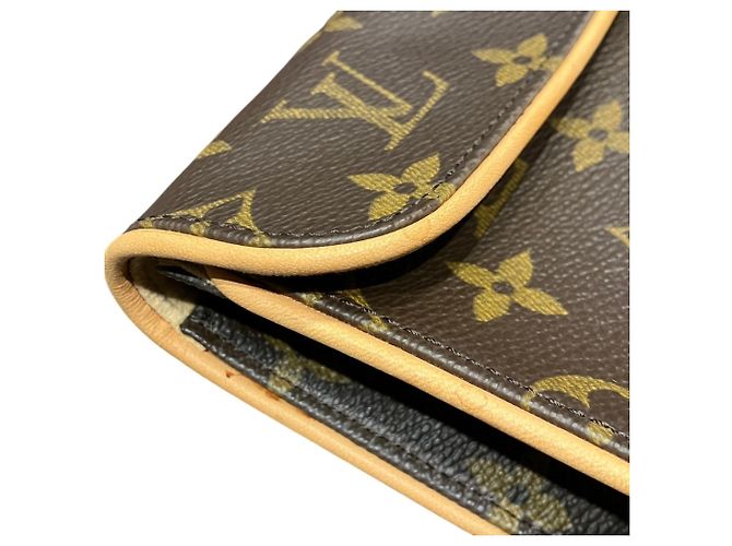 Borsa a tracolla Florentine Louis Vuitton Marrone - vista 8