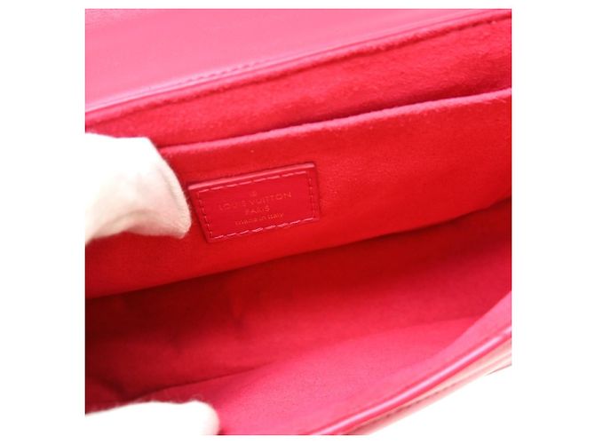 Louis Vuitton New Wave em couro acolchoado MM Rosa - vista 3