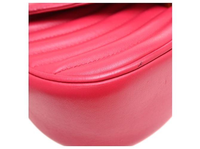 Louis Vuitton New Wave em couro acolchoado MM Rosa - vista 7