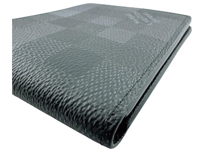 Slender Louis Vuitton Black Damier Canvas Bi-fold Wallet - view 5