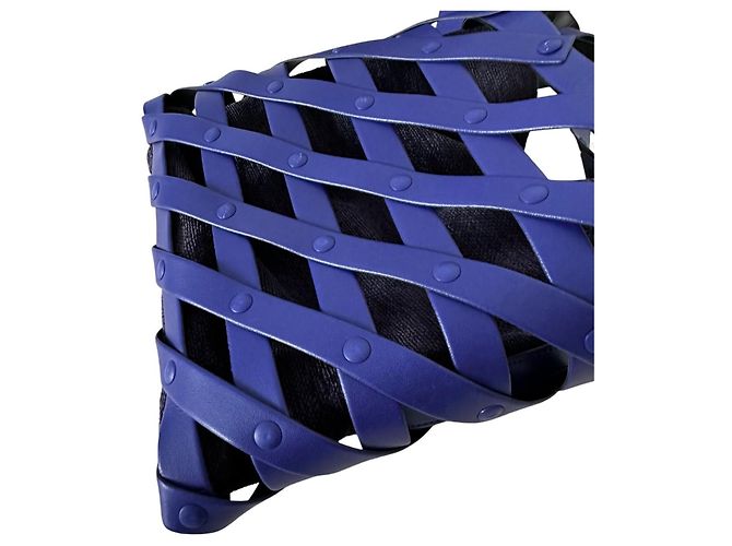 Bolso Issey Miyake Spiral Grid 38 - Ultra Violet Azul Morado oscuro - vista 6
