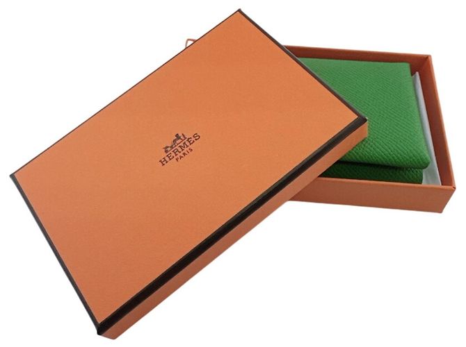 Hermès Cartera para tarjetas Hermes Calvi Duo en verde - vista 11