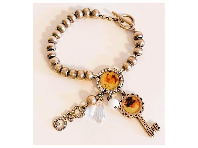 Iconico bracciale vintage DOLCE & GABBANA con cammeo, cristalli, perla, charms Argento Multicolore - vista 8
